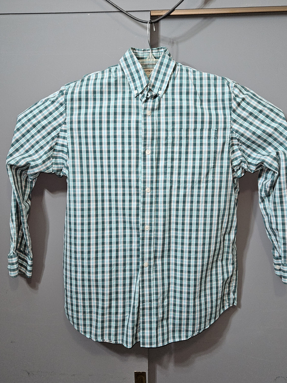Men's Duluth Traiding CO. Green Plaid Button-Down Shirt Size M